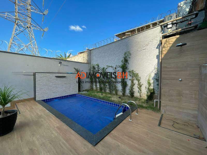 Casa Residencial à venda no Santa Efigênia: 