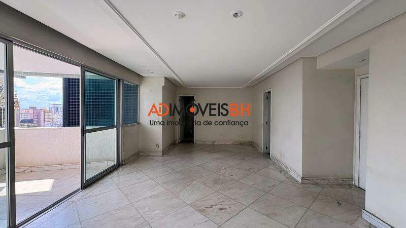 Apartamento à venda no Lourdes: 