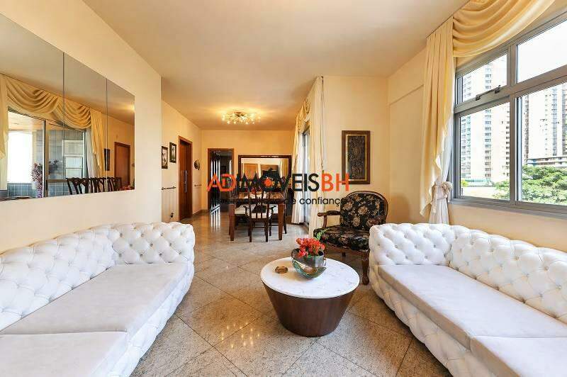 Apartamento à venda no Funcionários: 