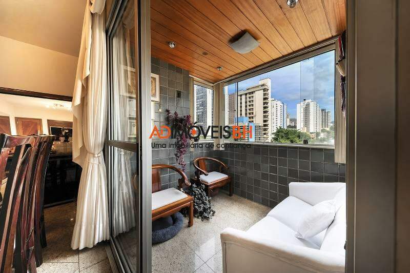 Apartamento à venda no Funcionários: 