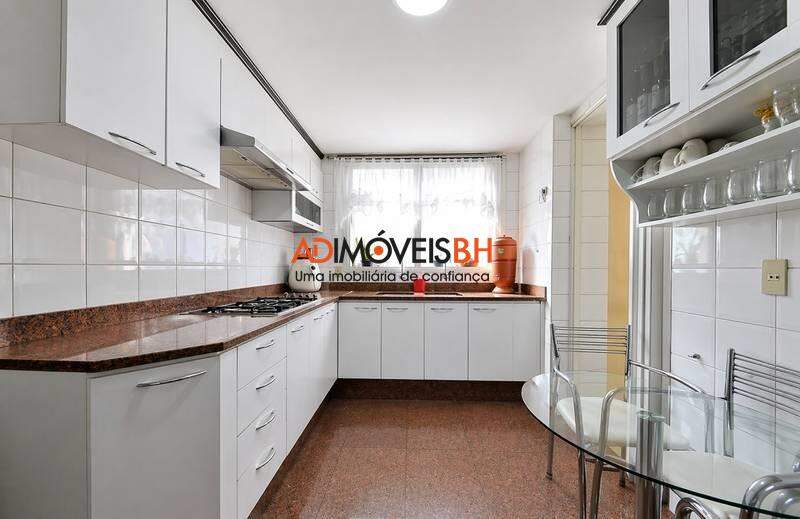 Apartamento à venda no Funcionários: 