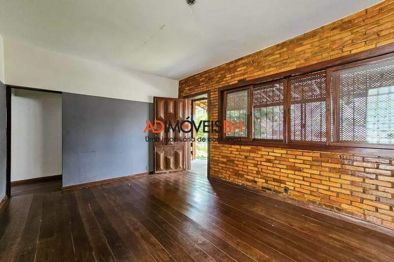 Casa Residencial à venda no Padre Eustáquio: 