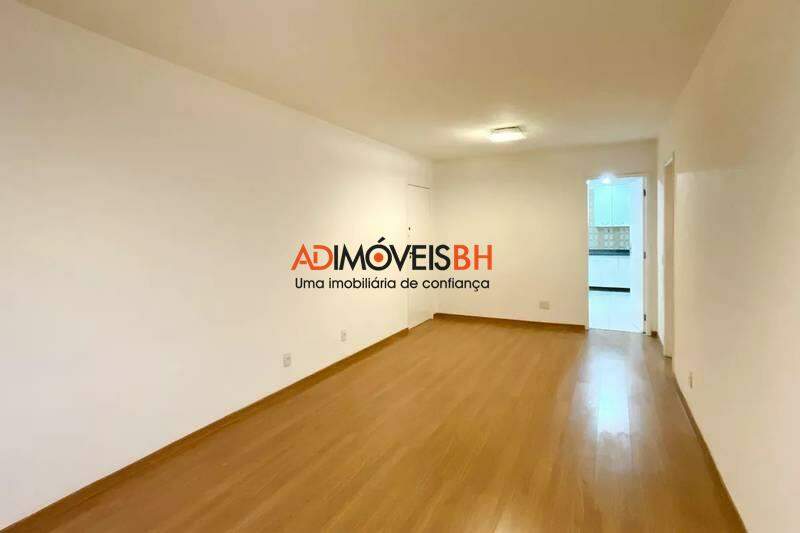 Apartamento à venda no Coração de Jesus: 