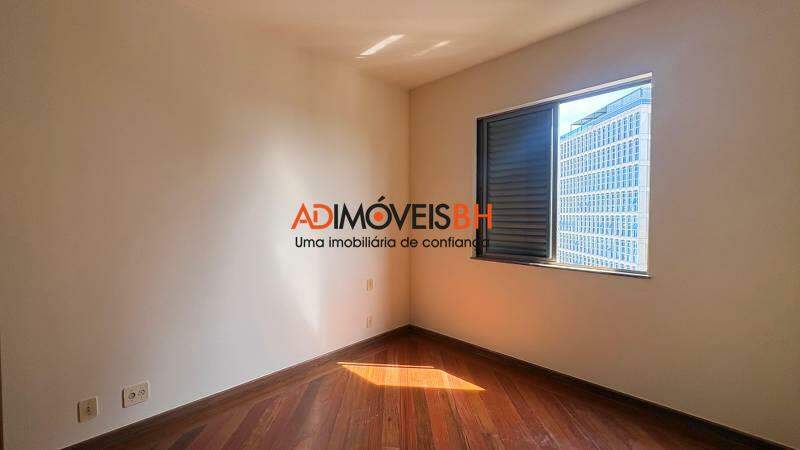 Apartamento à venda no Funcionários: 