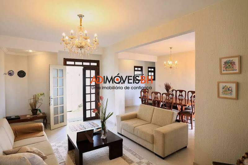 Casa Residencial à venda no Mangabeiras: 