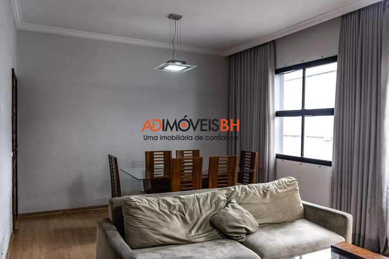 Apartamento à venda no Coração de Jesus: 