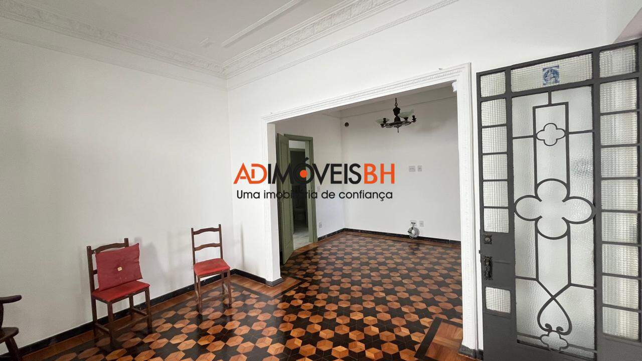 Casa Residencial à venda no Lourdes: 