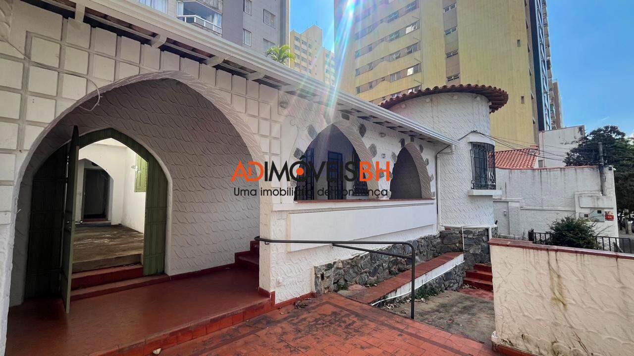 Casa Residencial à venda no Lourdes: 