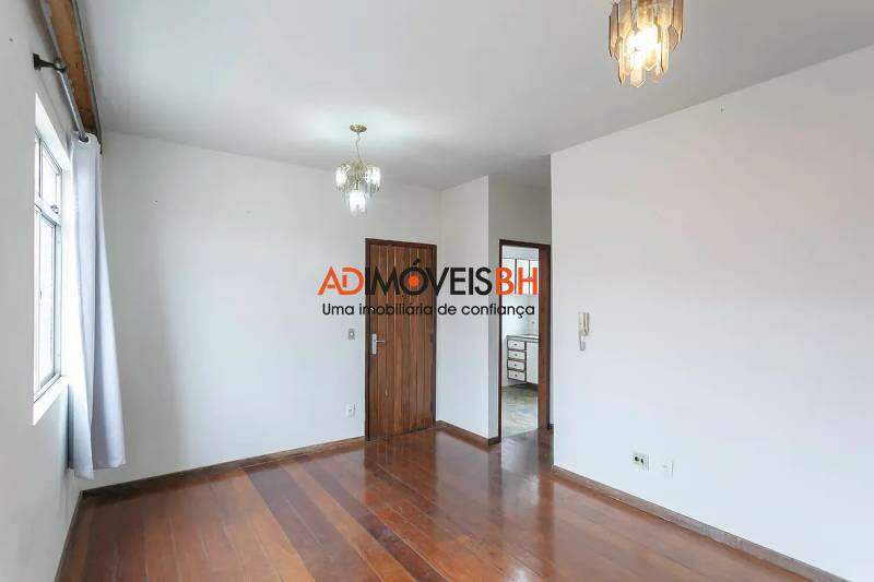 Apartamento à venda no Carlos Prates: 