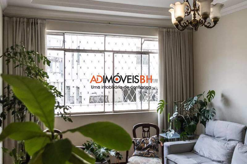 Apartamento à venda no Coração de Jesus: 