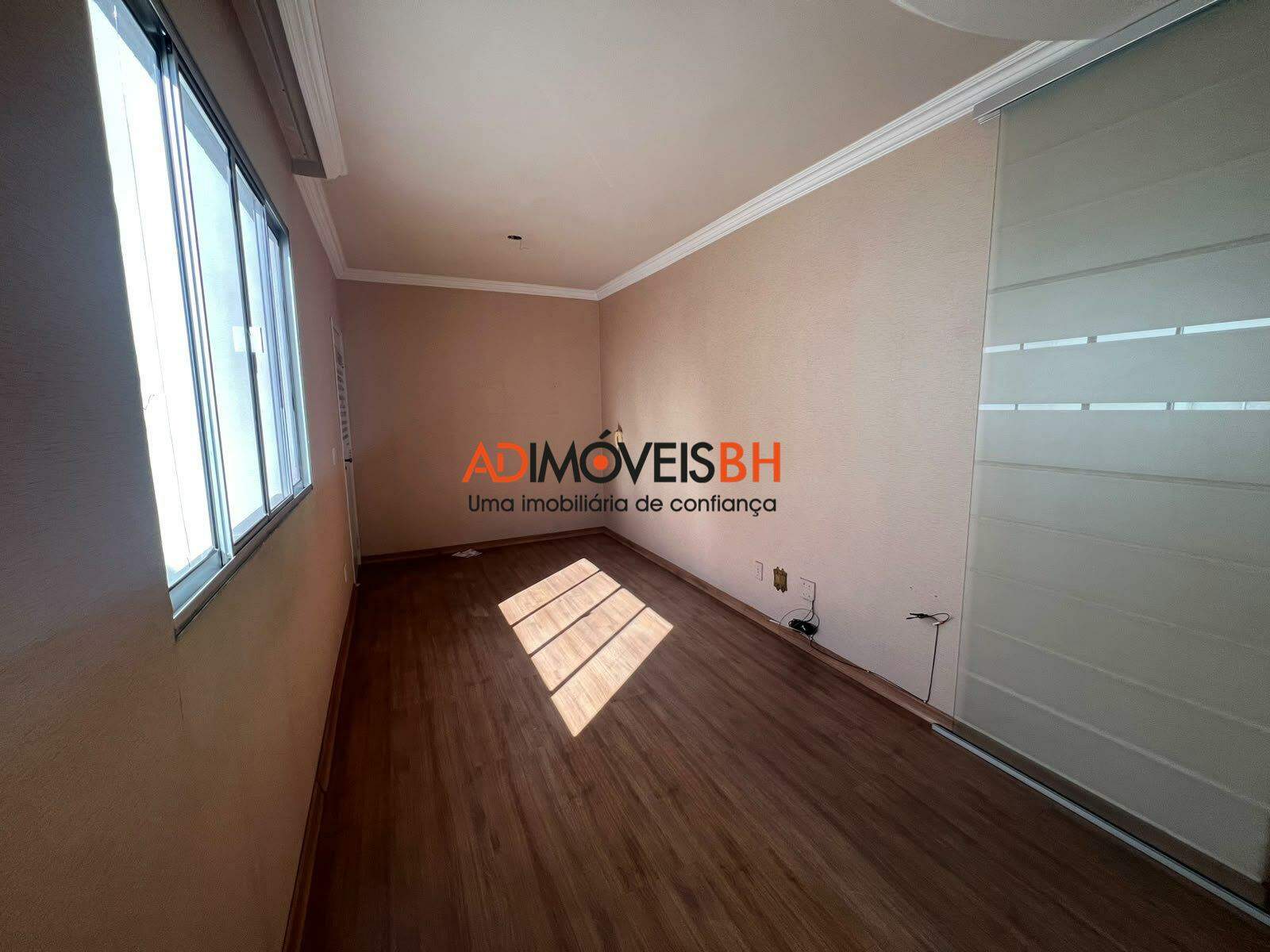 Apartamento à venda no Silveira: 