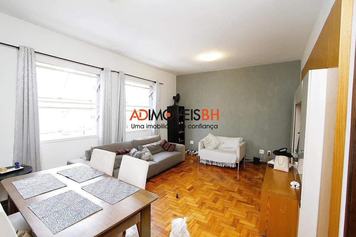 Apartamento à venda no Coração de Jesus: 