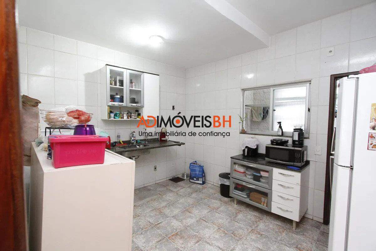 Apartamento à venda no Coração de Jesus: 