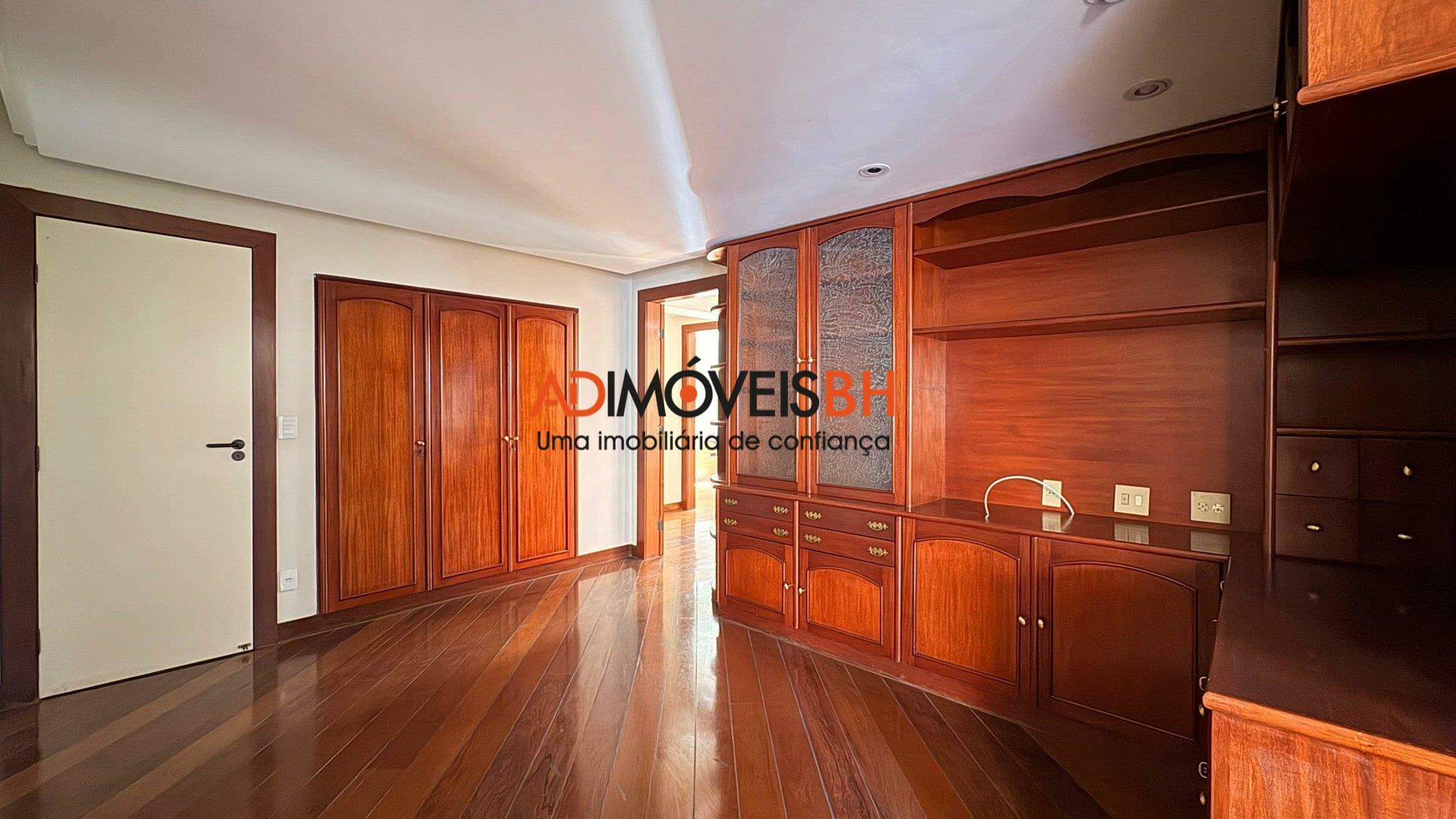 Apartamento à venda no Gutierrez: 
