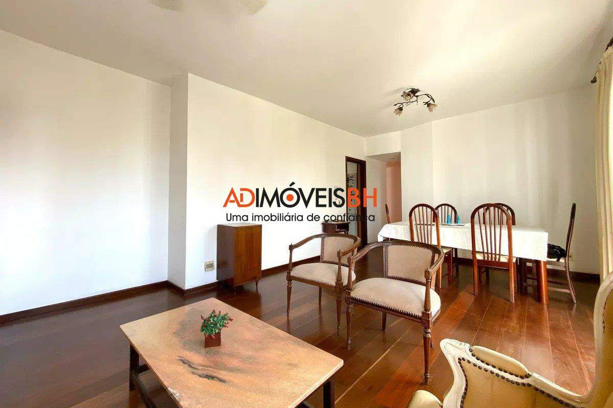 Apartamento à venda no Carmo: 