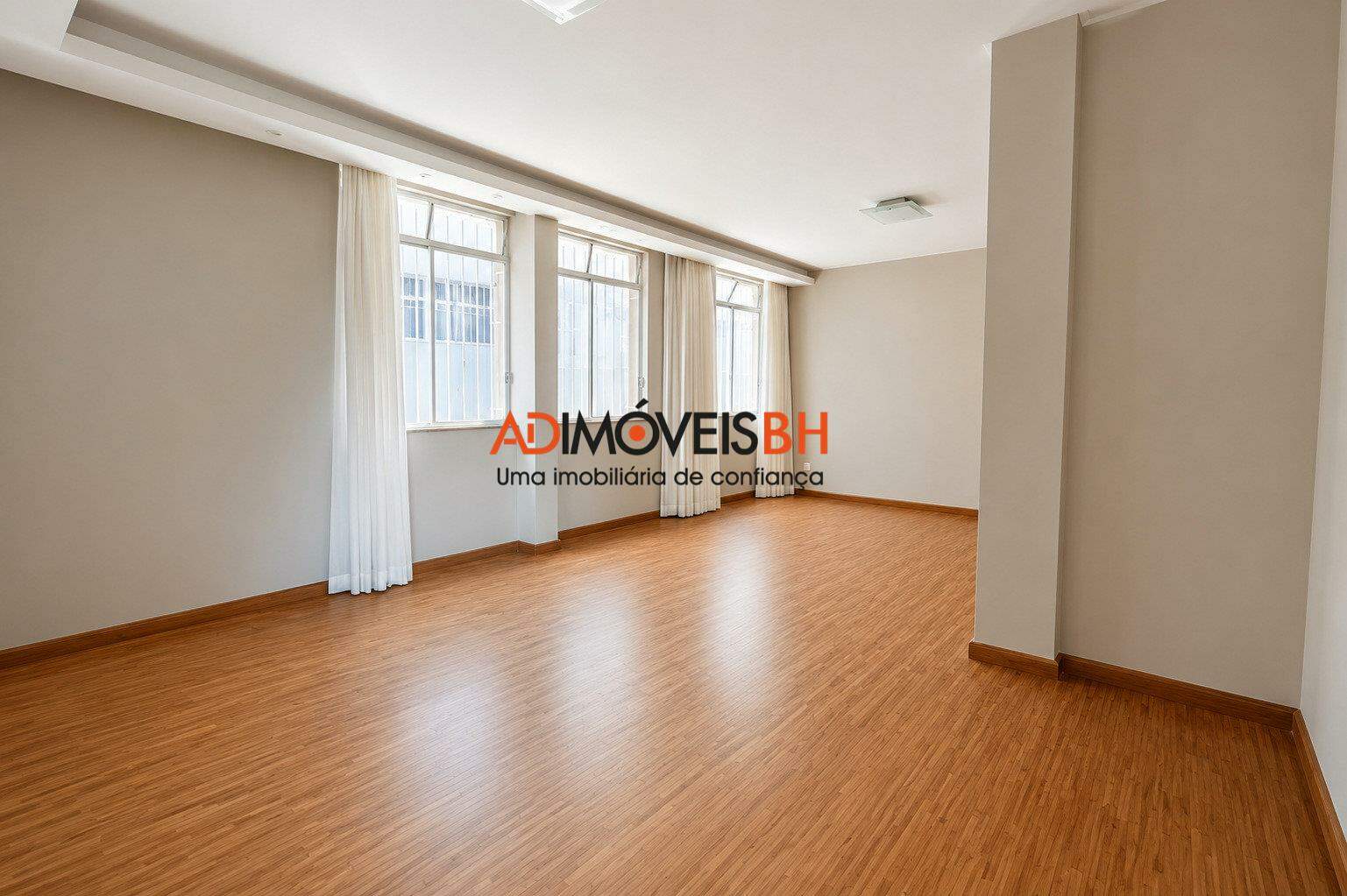 Apartamento à venda no Cruzeiro: 
