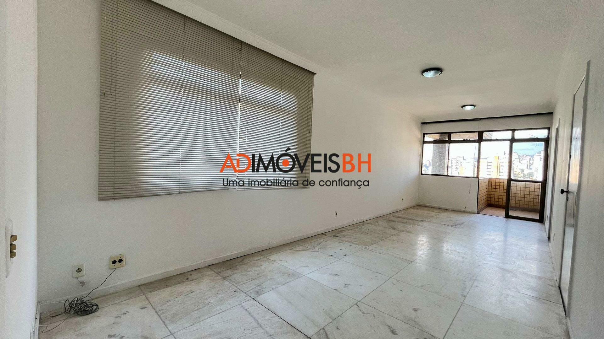 Apartamento à venda no Coração de Jesus: 