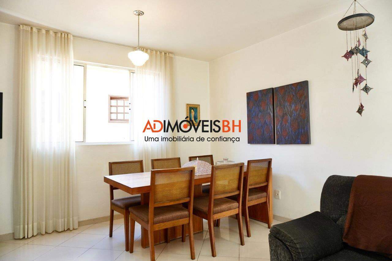 Apartamento à venda no Sagrada Família: 