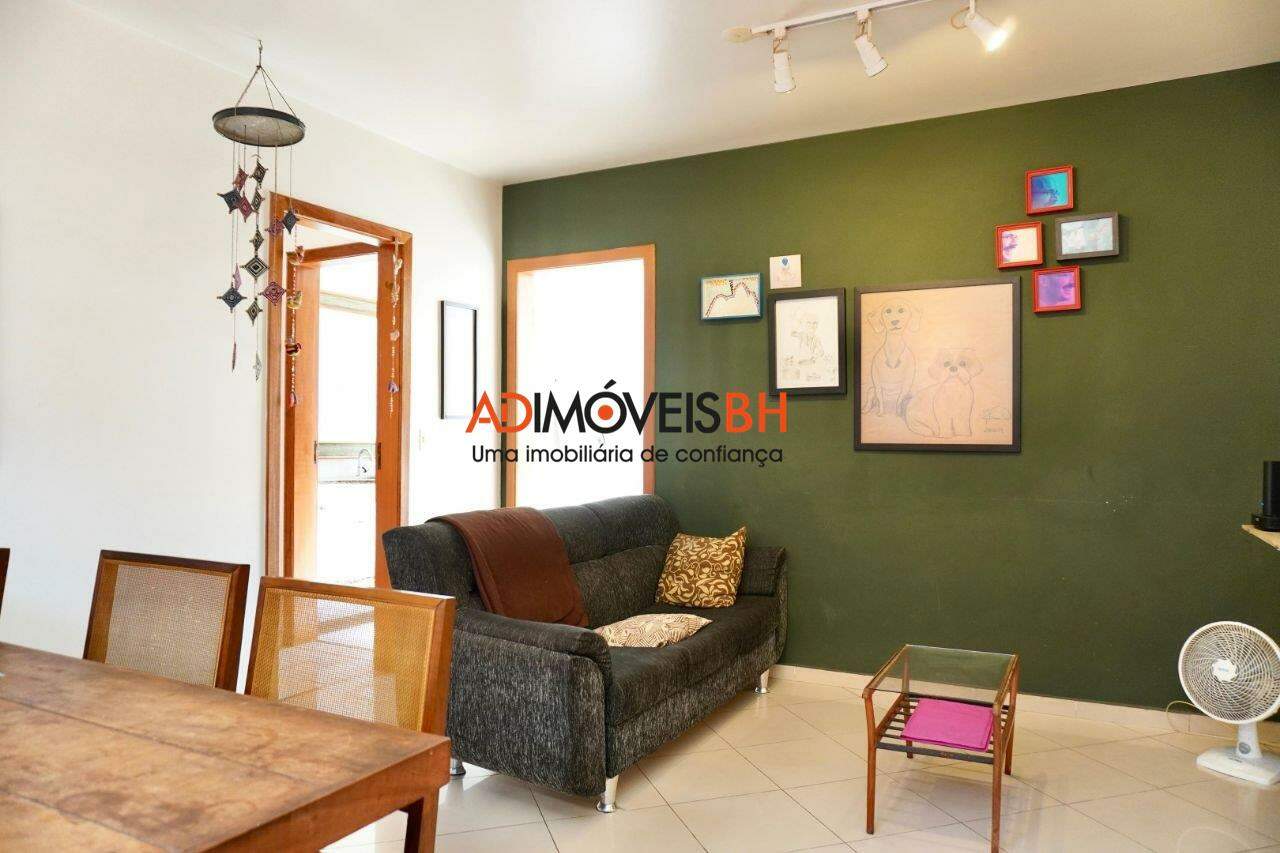 Apartamento à venda no Sagrada Família: 
