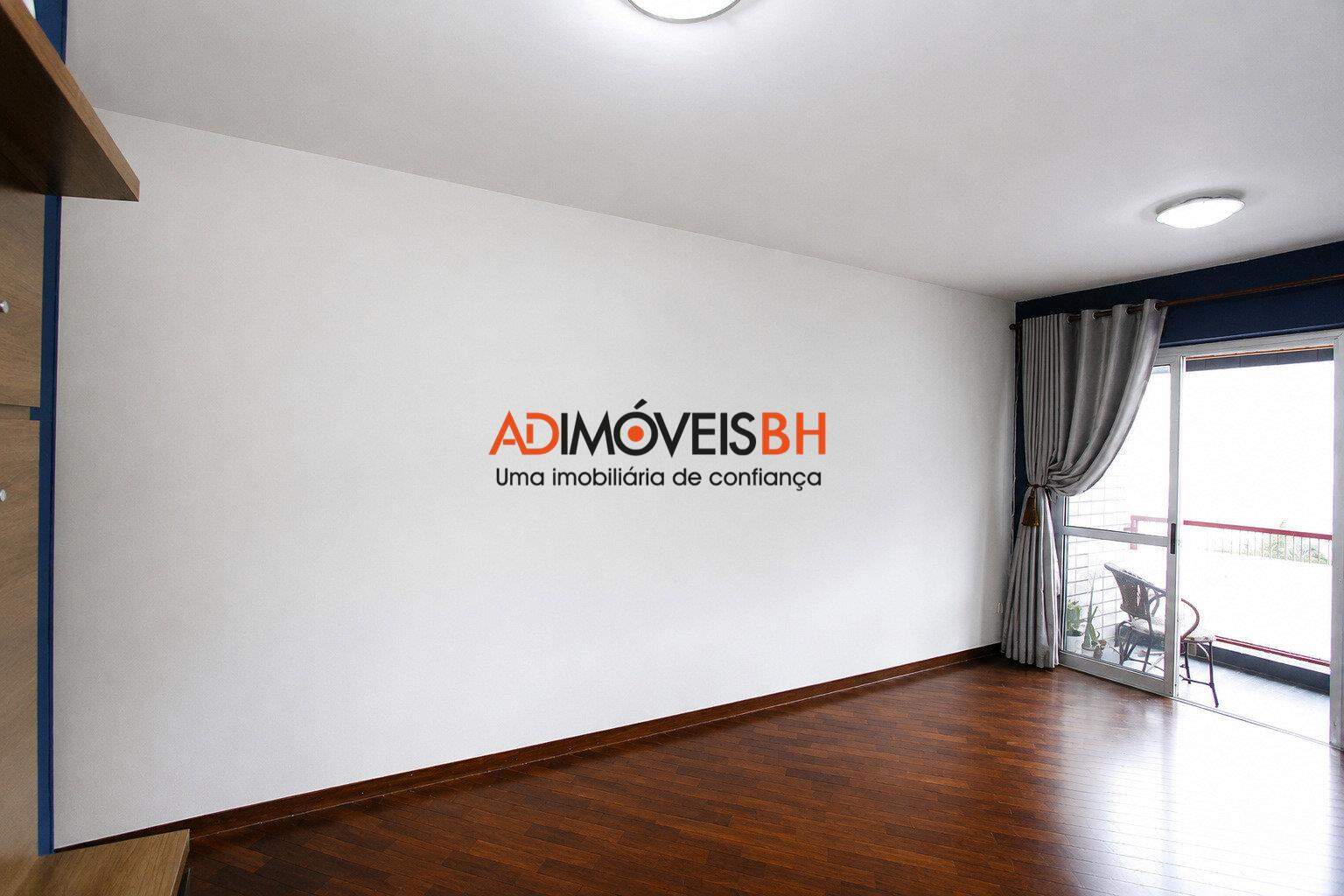 Apartamento à venda no Coração de Jesus: 