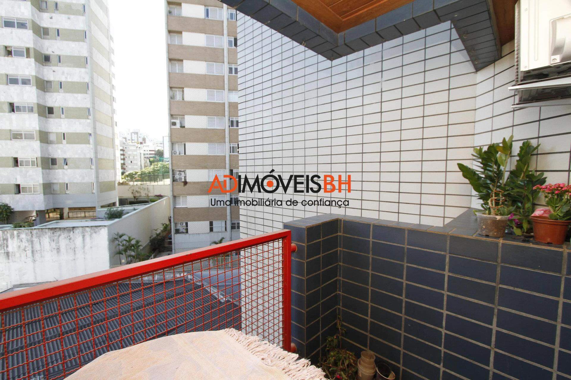 Apartamento à venda no Coração de Jesus: 