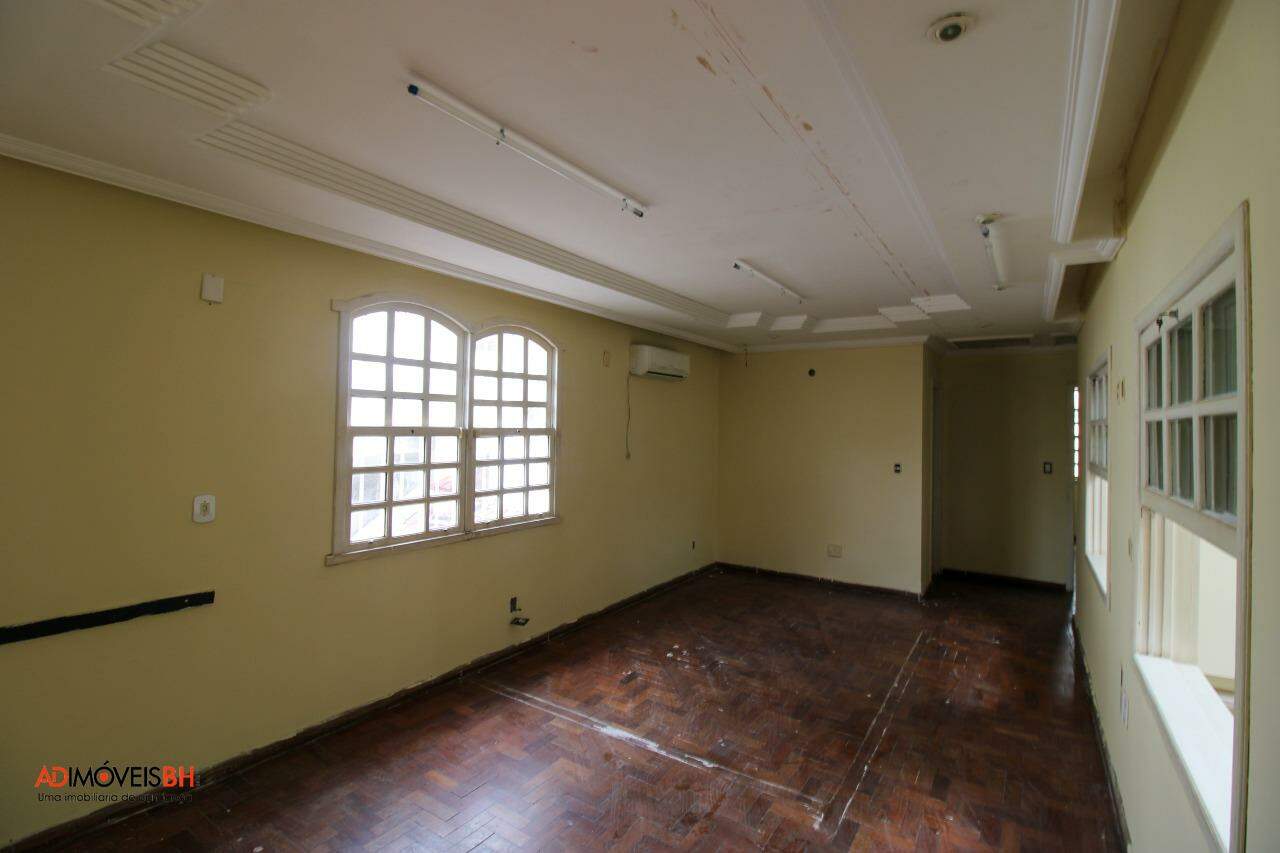 Casa Residencial à venda no Dona Clara: 