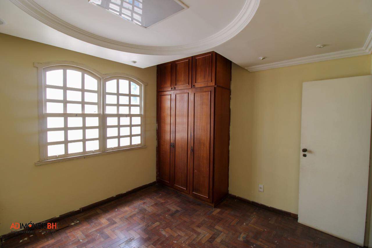 Casa Residencial à venda no Dona Clara: 