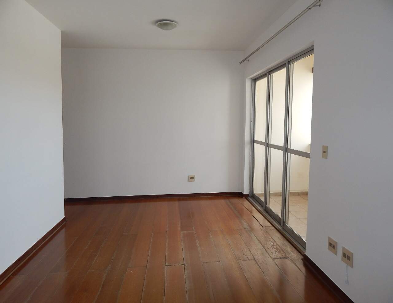 Apartamento para aluguel no Coração Eucarístico: 