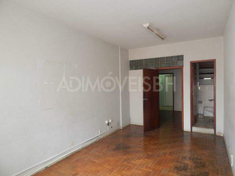 Sala para aluguel no Centro: 