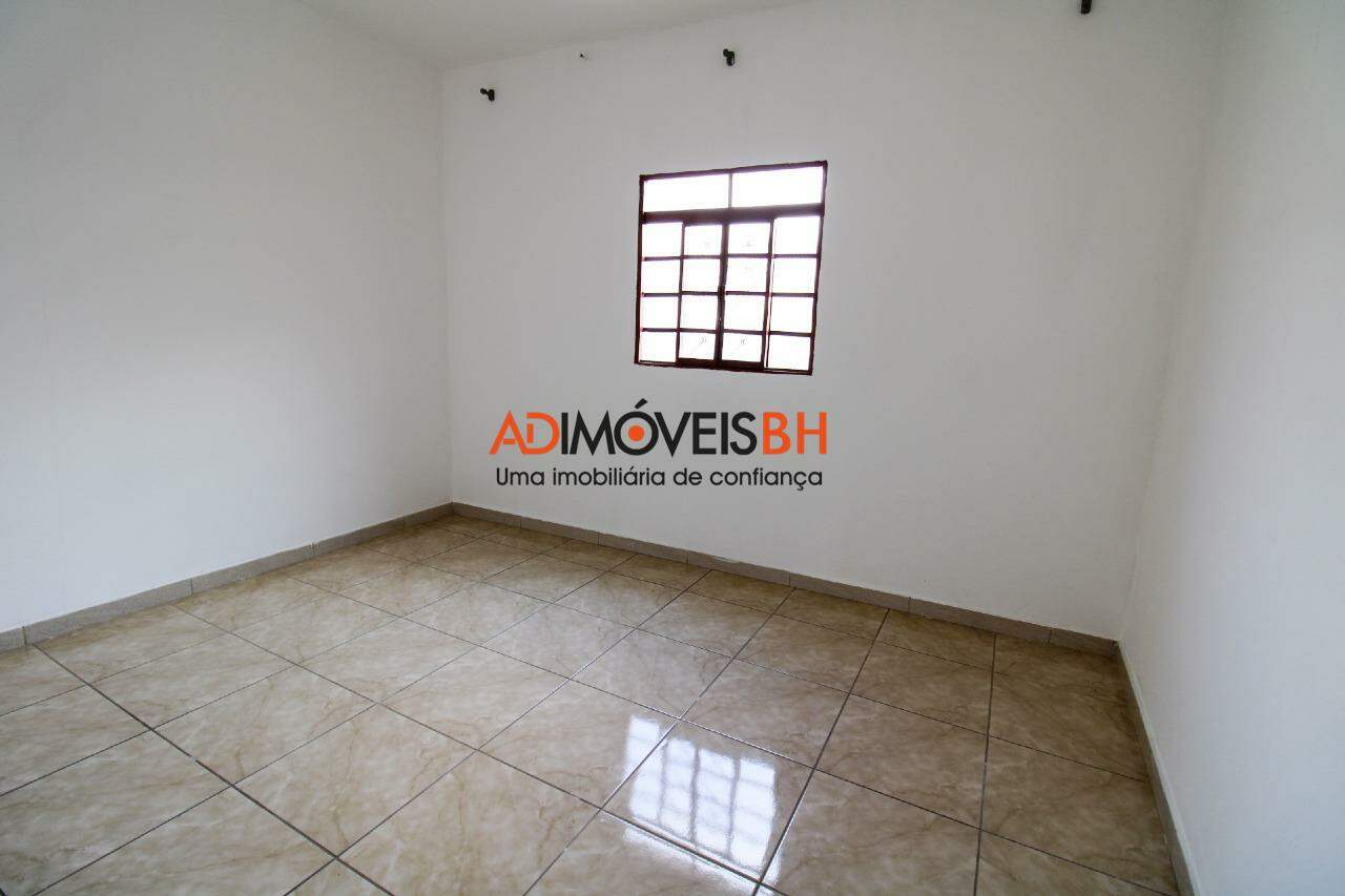 Barracão para aluguel no Caiçaras: Barracão - 2 quartos - Quarto