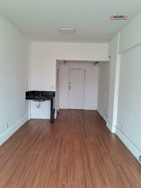 Sala para aluguel no Centro: 