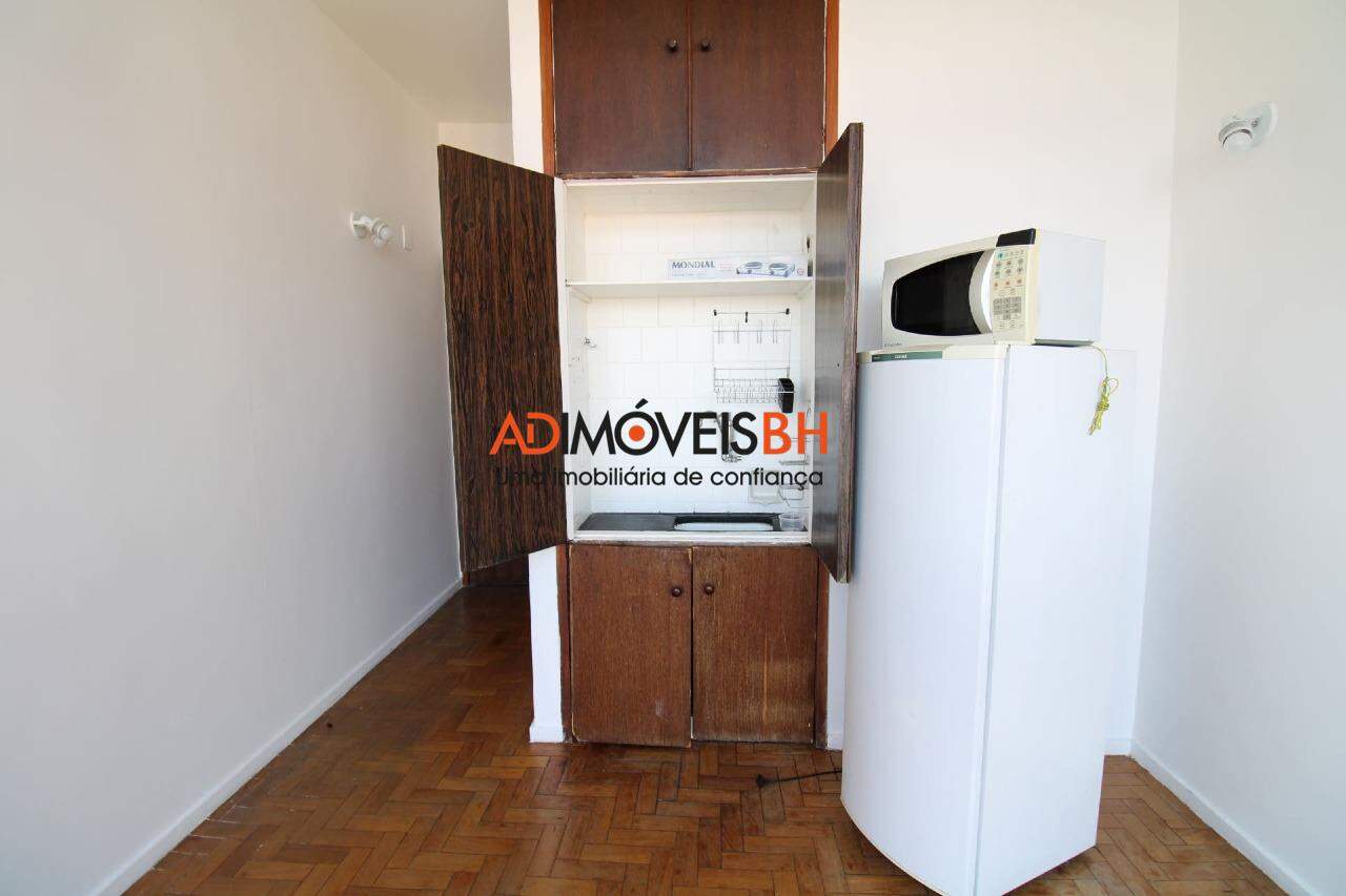 Apartamento para aluguel no Santo Agostinho: Apartamento - 1 quarto - Quarto e cozinha