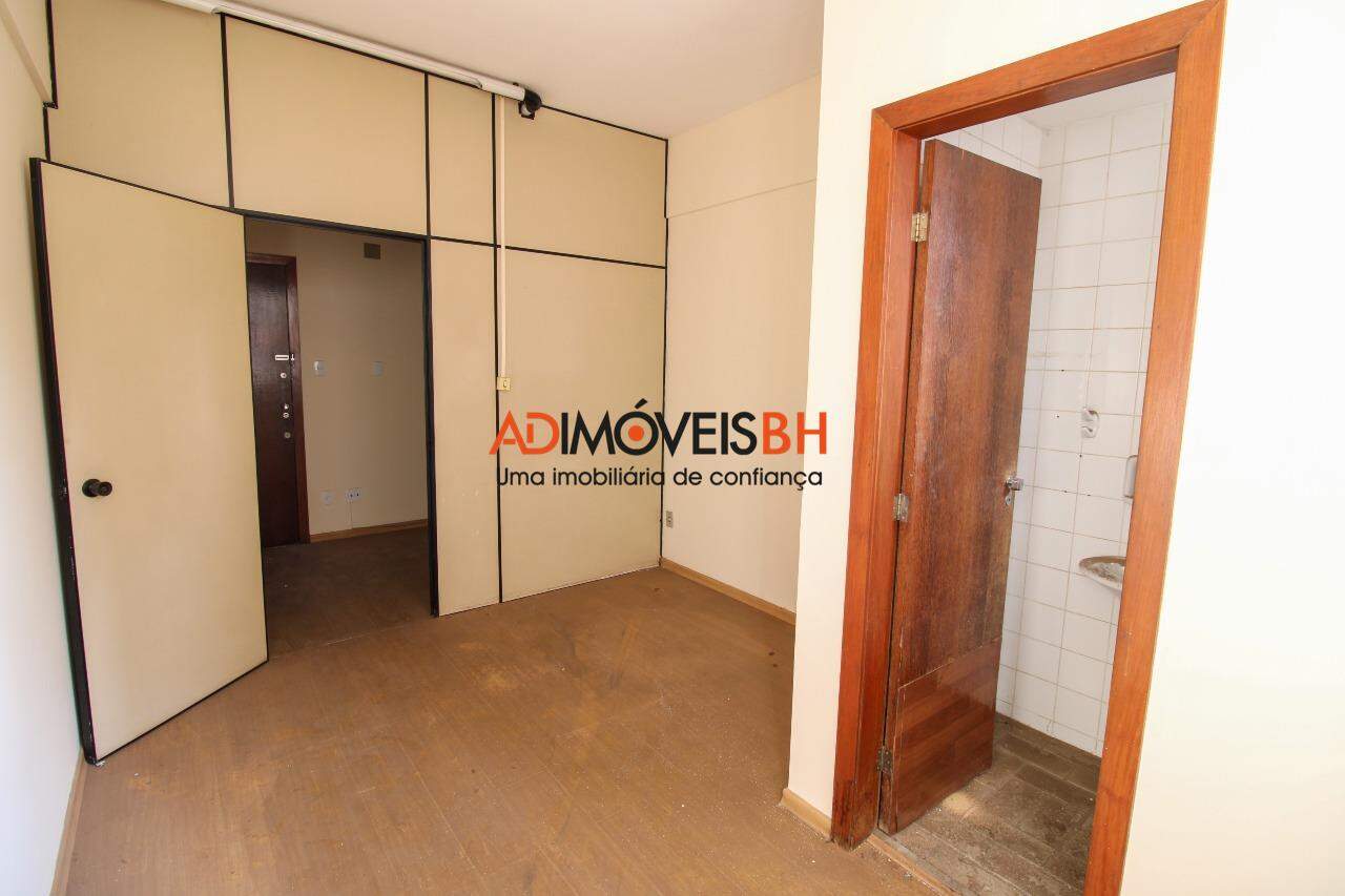 Sala para aluguel no Centro: 