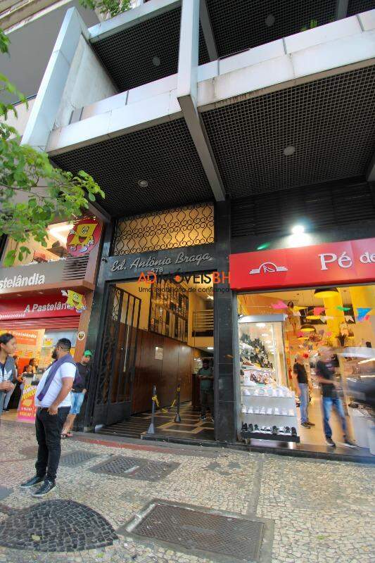 Sala para aluguel no Centro: 