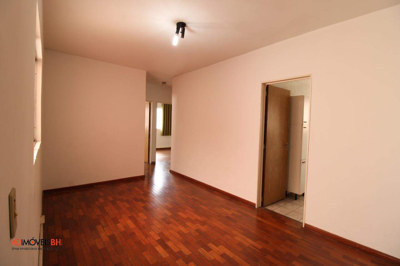 Apartamento para alugar com 3 quartos, 53m² - Foto 2