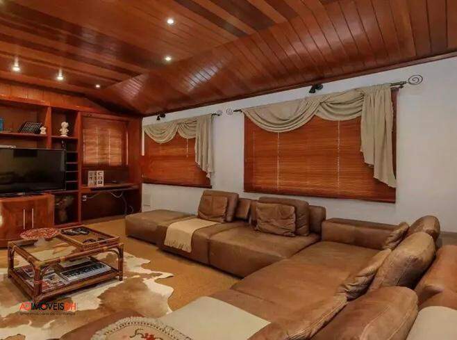 Casa Residencial à venda no Belvedere: 