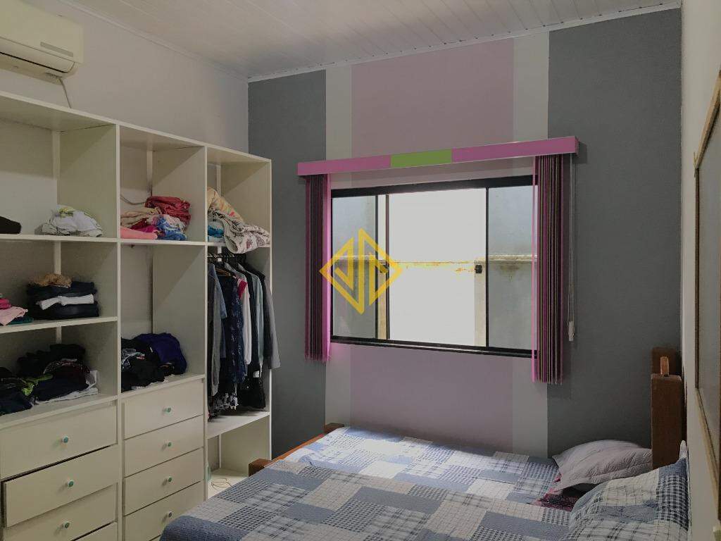 Casa à venda com 3 quartos, 100m² - Foto 10