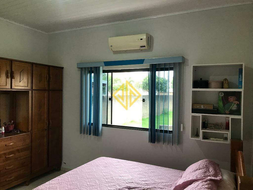 Casa à venda com 3 quartos, 100m² - Foto 8