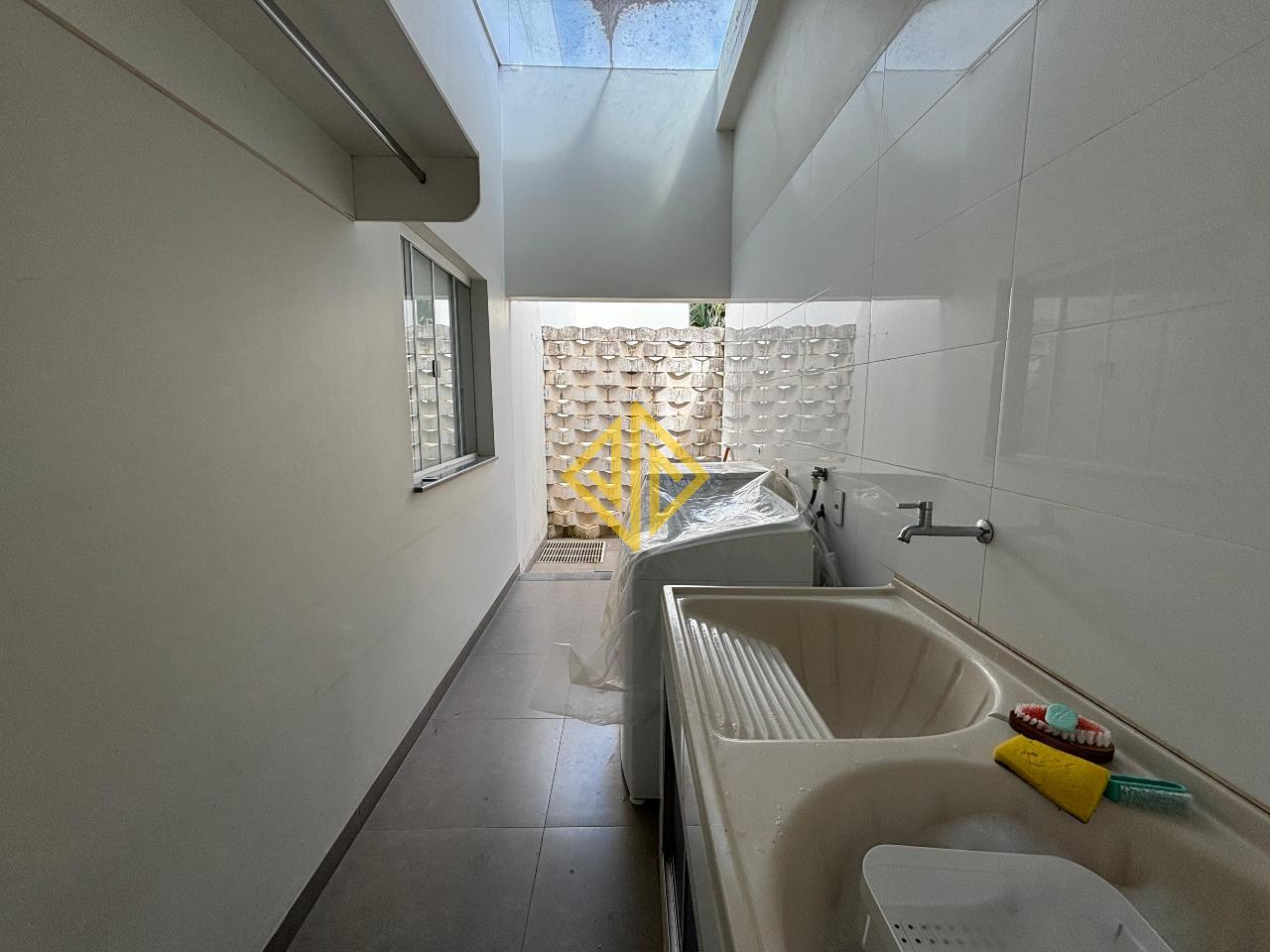 Casa à venda no Condomínio Duque De Caxias: 