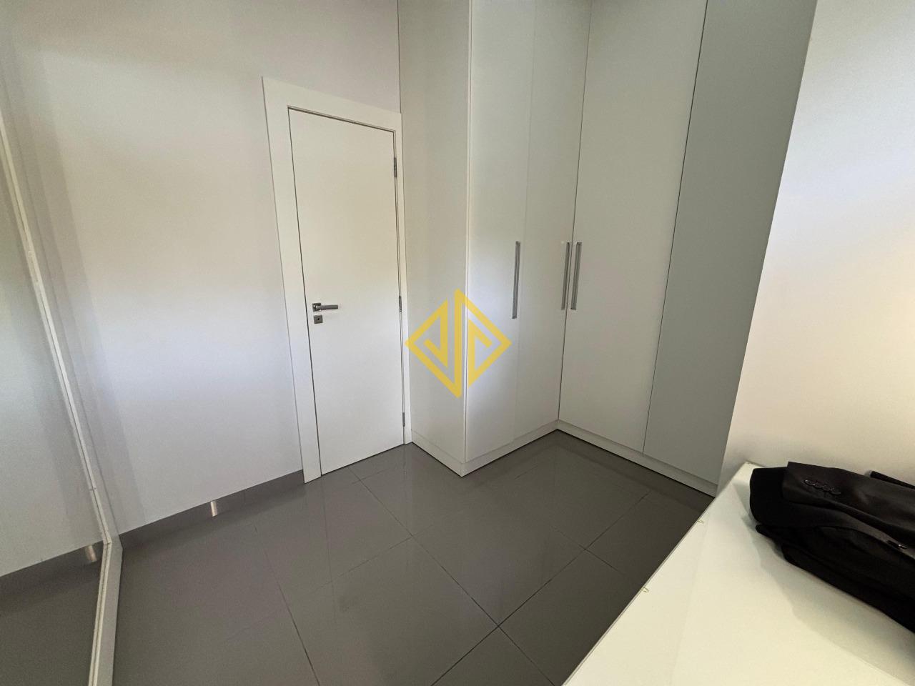 Casa à venda no Condomínio Duque De Caxias: 