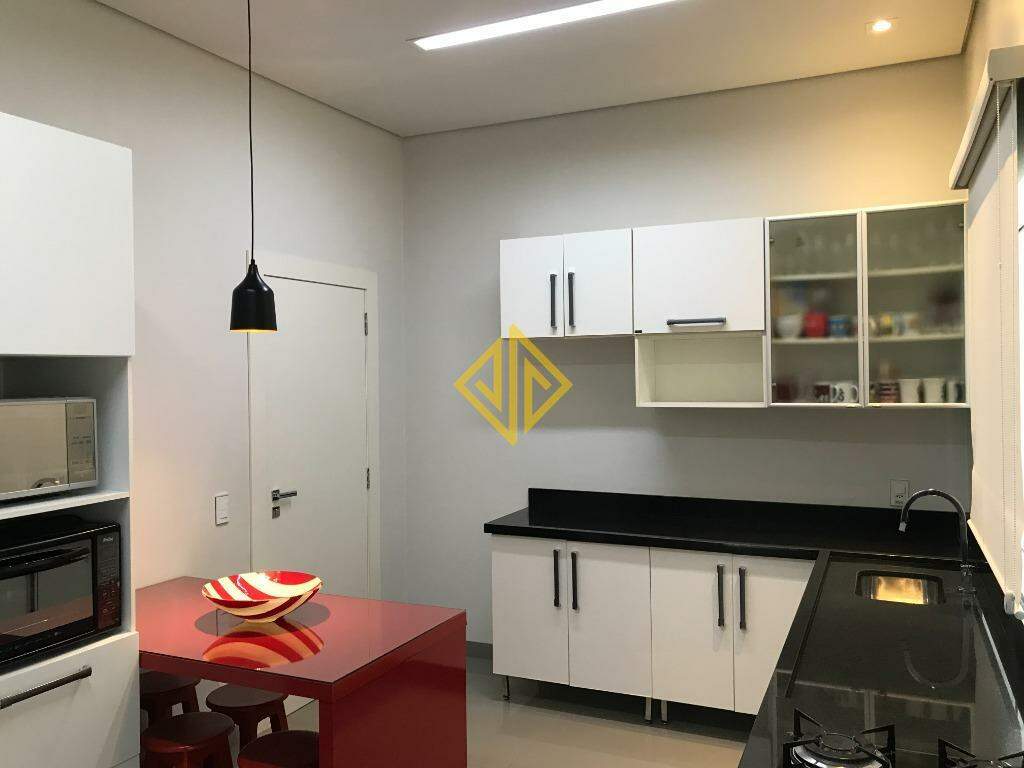 Casa à venda com 3 quartos, 280m² - Foto 5