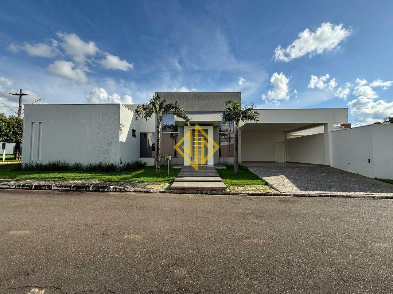 Casa à venda no Condomínio Duque De Caxias: 