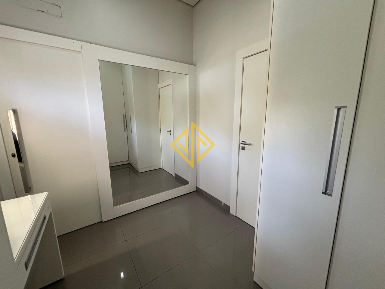 Casa à venda no Condomínio Duque De Caxias: 