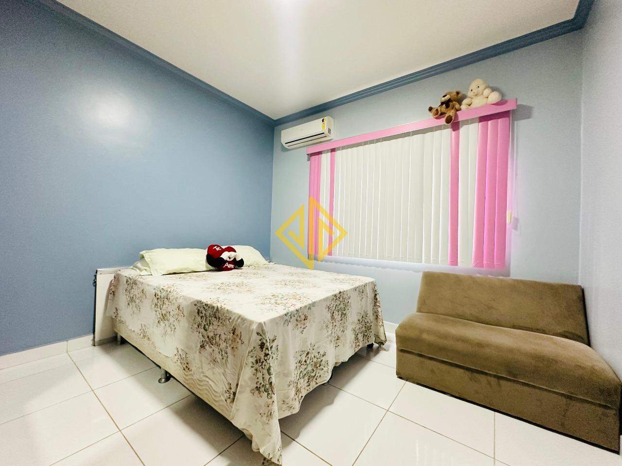 Casa à venda no Jardim Vitória: 
