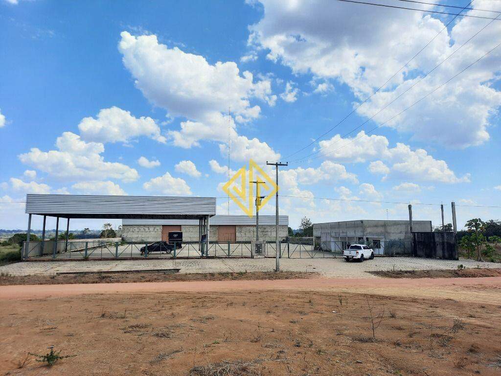 Depósito-Galpão-Armazém para alugar, 1405m² - Foto 1