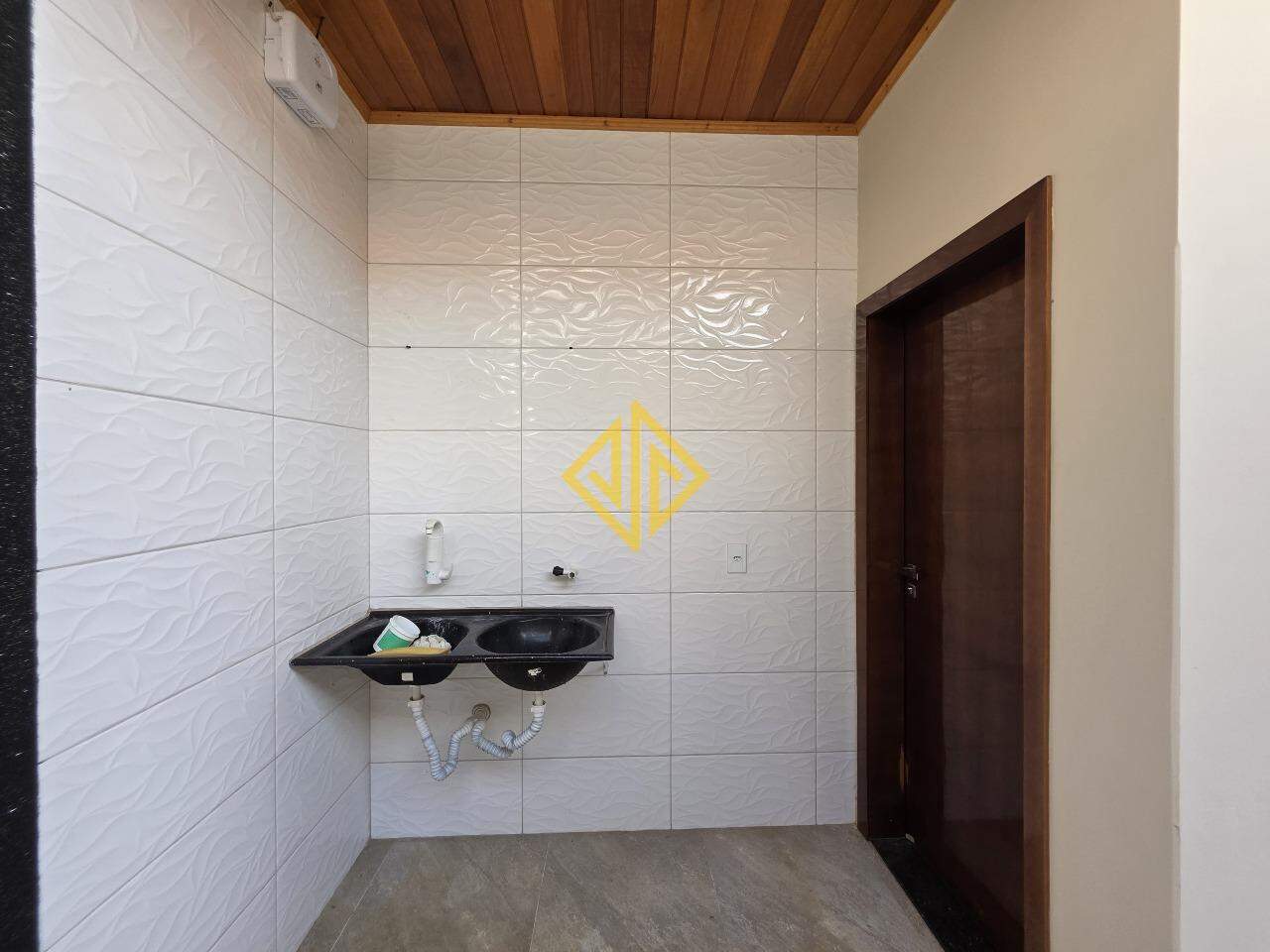 Casa à venda com 2 quartos, 111m² - Foto 11