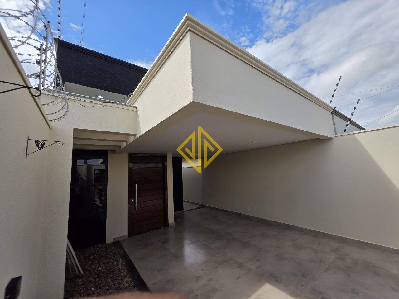 Casa à venda com 2 quartos, 111m² - Foto 2