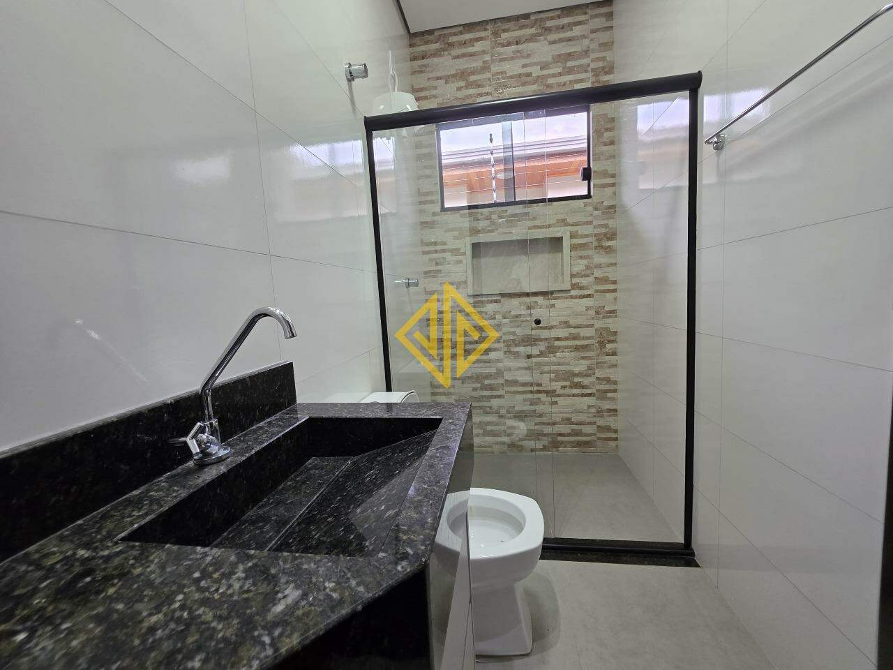 Casa à venda com 2 quartos, 111m² - Foto 9