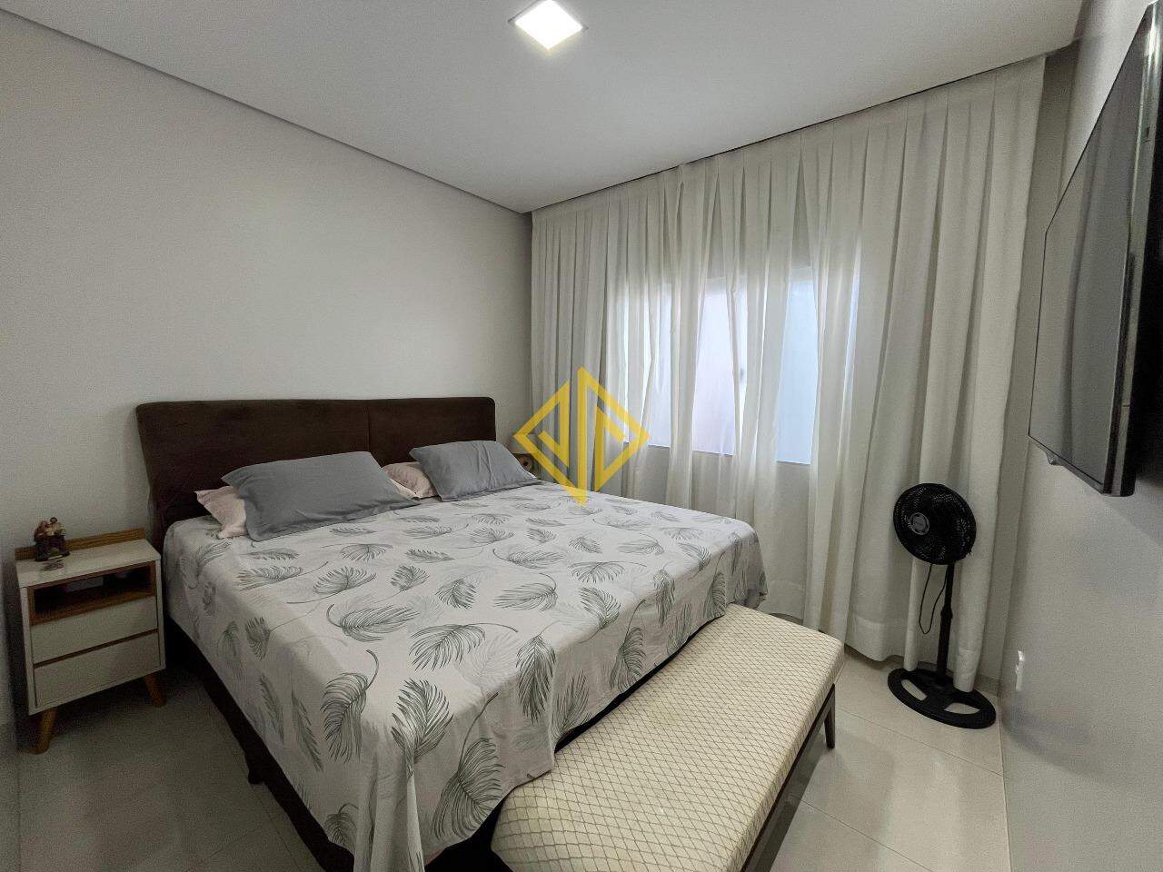 Casa à venda com 3 quartos, 125m² - Foto 7