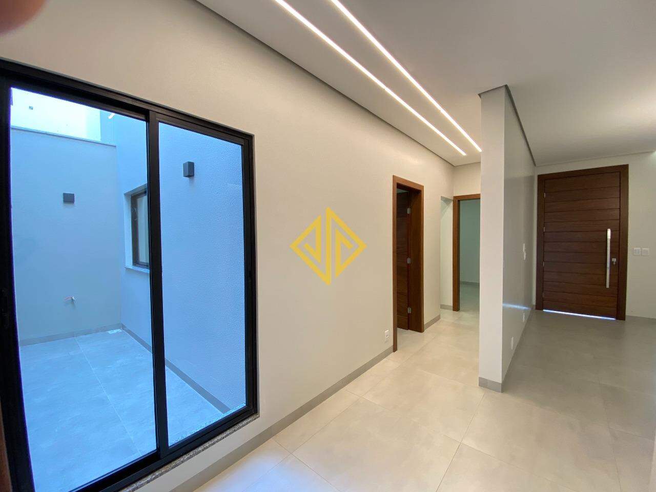 Casa à venda com 3 quartos, 184m² - Foto 3